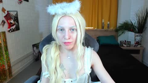 Snapshot of aphexqueen chatting on December 2024 02:07:01 PM APHEX QUEEN online show from December 2024 02:07:01 PM