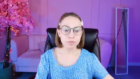 Snapshot of aphexqueen chatting on January 2025 01:12:01 PM APHEX QUEEN online show from January 2025 01:12:01 PM