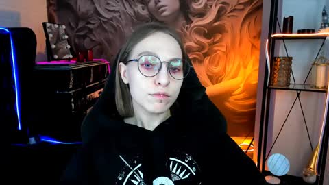 Snapshot of aphexqueen chatting on February 2025 01:08:02 PM APHEX QUEEN online show from February 2025 01:08:02 PM