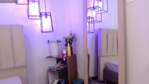 aphril_bluee online show from August 2026 01:05:01 PM