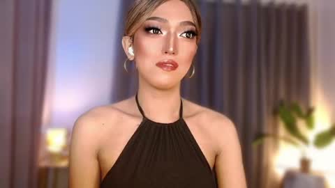 Snapshot of aphrodite_may chatting on June 2026 10:03:02 PM kathryn online show from June 2026 10:03:02 PM
