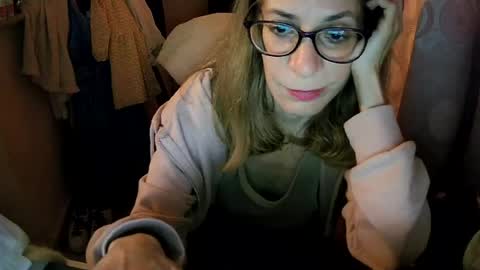 Snapshot of aphrodity_rox chatting on August 2026 10:44:01 PM Aphrodity Rox online show from August 2026 10:44:01 PM