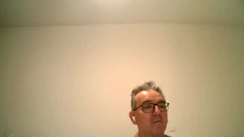 Snapshot of apixaba chatting on February 2025 09:59:01 PM furry bear online show from February 2025 09:59:01 PM