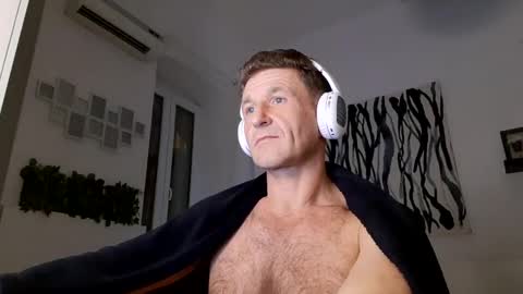 apollobest77 online show from February 2025 11:57:02 PM