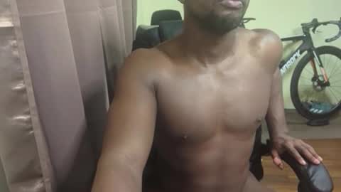 apollodarkmn online show from November 2025 10:47:02 AM