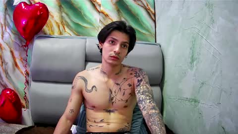 Snapshot of apolo01_ chatting on February 2025 05:01:02 PM Apolo online show from February 2025 05:01:02 PM