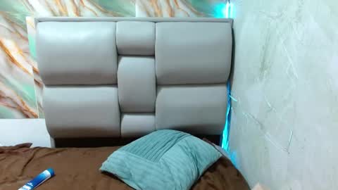 Snapshot of apolo01_ chatting on September 2025 06:07:01 PM Apolo online show from September 2025 06:07:01 PM