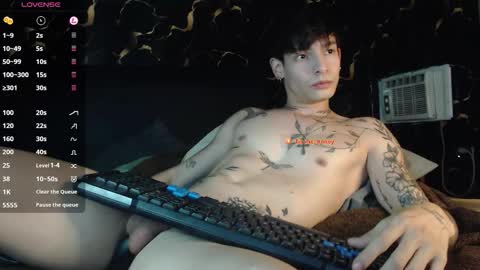 Snapshot of apolo01_ chatting on December 2025 11:23:01 PM Apolo online show from December 2025 11:23:01 PM