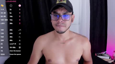 Snapshot of apolo_jake chatting on February 2025 02:03:02 AM Luca. online show from February 2025 02:03:02 AM