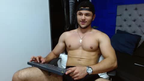 Snapshot of apolo_klein1 chatting on March 2025 06:21:02 AM Apolo online show from March 2025 06:21:02 AM