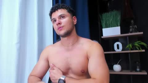 Snapshot of apolo_klein1 chatting on November 2025 09:34:01 AM Apolo online show from November 2025 09:34:01 AM