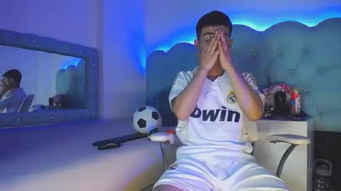 Apolo Richards online show from February 2026 08:18:01 PM