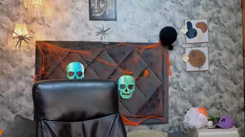 Snapshot of apolo_rousse chatting on October 2025 01:13:02 AM Apolo online show from October 2025 01:13:02 AM