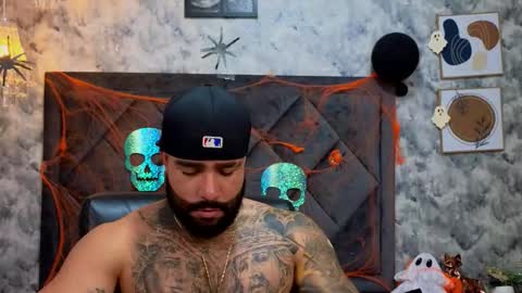 Snapshot of apolo_rousse chatting on October 2025 11:54:02 PM Apolo online show from October 2025 11:54:02 PM