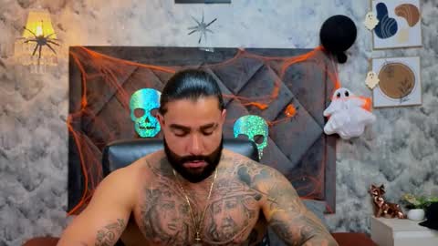 Snapshot of apolo_rousse chatting on October 2025 12:47:02 AM Apolo online show from October 2025 12:47:02 AM