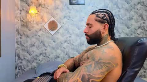 Apolo online show from December 2025 08:27:02 PM