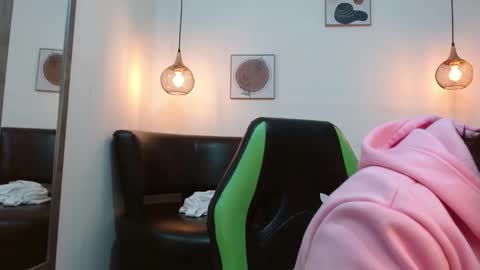 Apolo online show from April 2026 12:13:01 AM