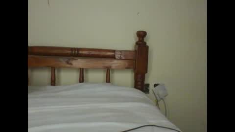 apple_bitch online show from March 2026 05:22:01 AM