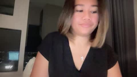 Anika online show from November 2025 05:19:01 PM