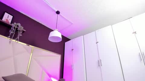 April online show from December 2025 11:30:02 AM