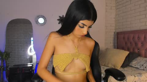 Scarlett Independent Model  online show from December 2024 02:01:02 AM