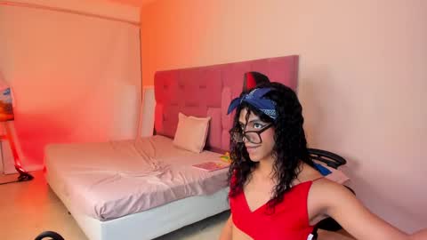 Snapshot of aprill_fox chatting on January 2025 06:05:02 AM aprill_fox online show from January 2025 06:05:02 AM