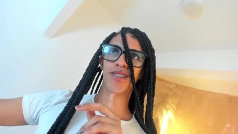 Snapshot of aprill_fox chatting on March 2025 04:32:01 AM aprill_fox online show from March 2025 04:32:01 AM