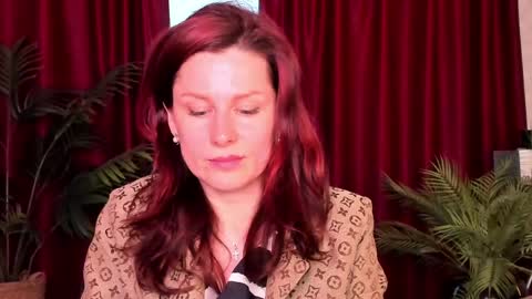 aprill_o_nill online show from May 2026 04:12:01 PM
