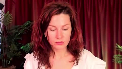 aprill_o_nill online show from May 2026 01:29:01 PM