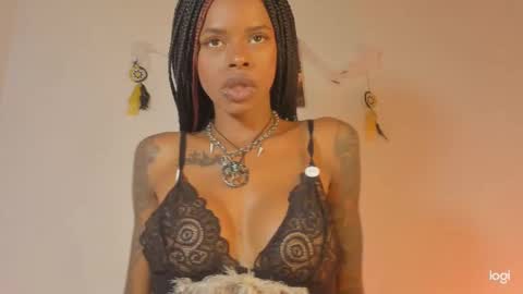 Snapshot of aprillebony chatting on October 2025 10:43:02 PM APRIL online show from October 2025 10:43:02 PM