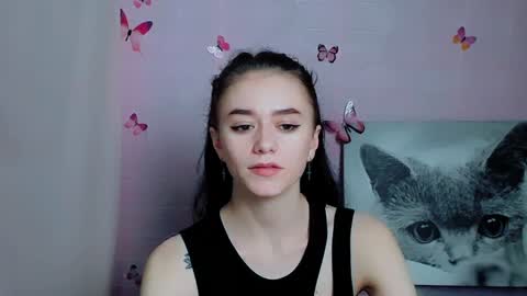 Aprill online show from December 2024 03:33:02 AM