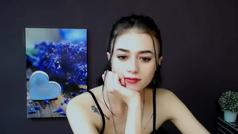 Aprill online show from February 2025 08:22:01 PM