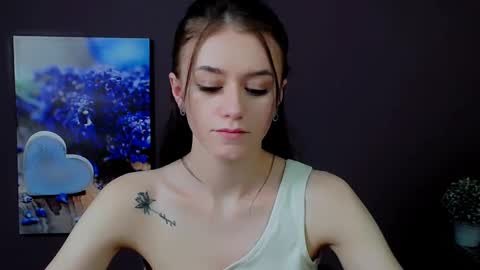 Aprill online show from February 2025 07:16:01 PM