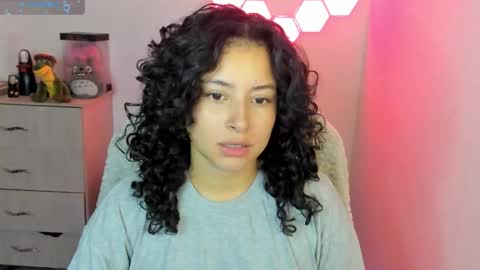 aqua emilly online show from November 2025 11:15:01 PM