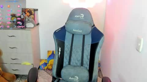 aqua emilly online show from March 2026 11:13:01 PM