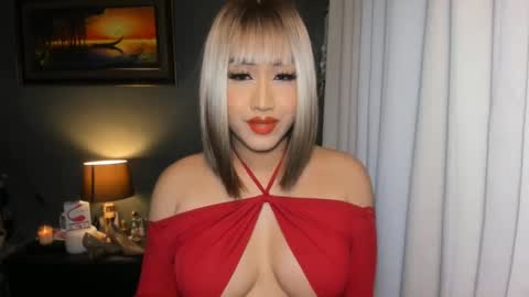 Snapshot of aqueenofcumxx chatting on January 2025 04:09:01 PM Alicia online show from January 2025 04:09:01 PM