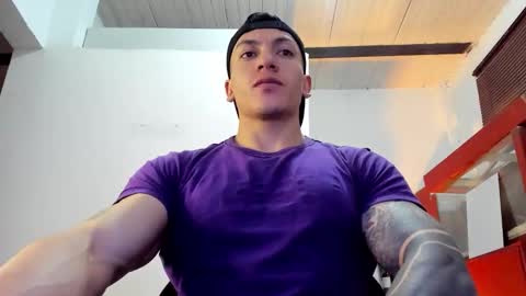 Jonathan online show from November 2025 04:29:01 PM