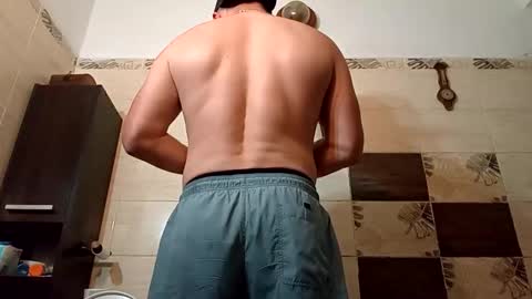 Snapshot of aquinn2000 chatting on September 2025 08:52:02 PM aquinn2000 online show from September 2025 08:52:02 PM