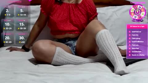 Arab Catwoman online show from January 2026 06:38:01 AM