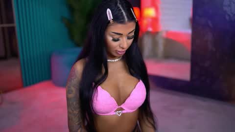 Snapshot of arabellaposh chatting on November 2025 06:01:01 AM arabellaposh online show from November 2025 06:01:01 AM