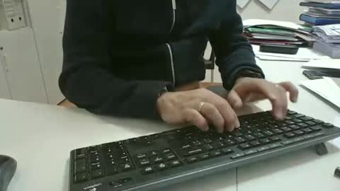 aragorn0777 online show from April 2026 01:48:02 PM