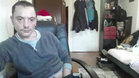 aragorn1986 online show from March 2026 05:02:02 AM