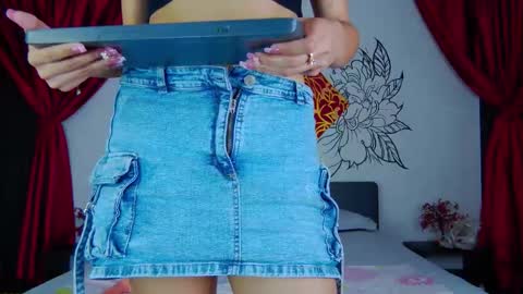 Aranza online show from December 2025 08:38:01 PM