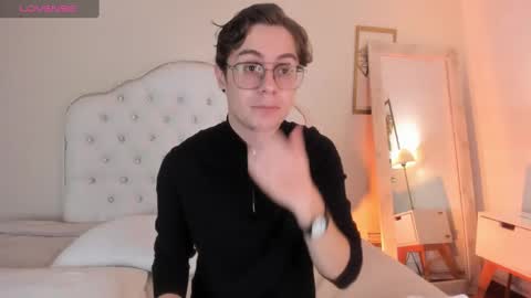 Archie online show from February 2025 01:35:02 PM