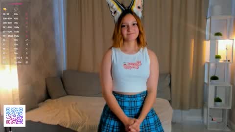 Amy online show from October 2025 04:13:01 AM