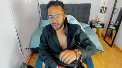 Alex Cortez online show from May 2026 08:03:02 PM