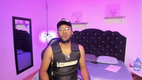 Alex Cortez online show from June 2026 07:35:02 PM