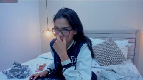  Ara  online show from December 2025 12:43:02 PM