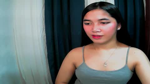 Snapshot of aria_fucks chatting on October 2025 12:00:02 PM ARIA online show from October 2025 12:00:02 PM