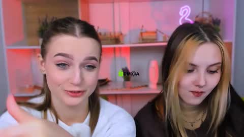 Snapshot of aria_moo chatting on September 2025 08:30:01 AM Luna online show from September 2025 08:30:01 AM